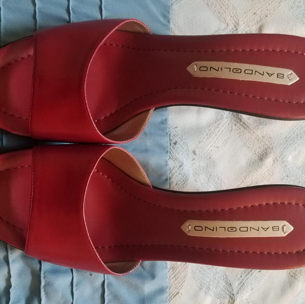 NWOT**Bandolino High Heeled Mules